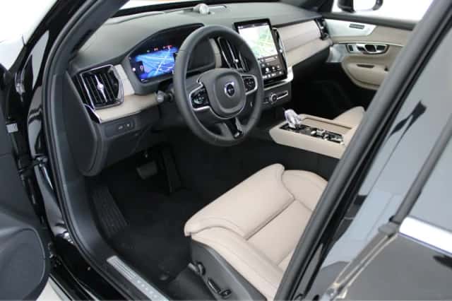 Volvo XC90 (2026) thumbnail 4