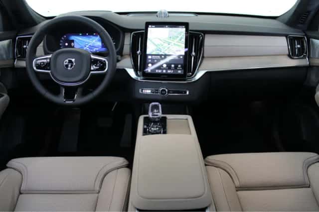 Volvo XC90 (2026) thumbnail 5