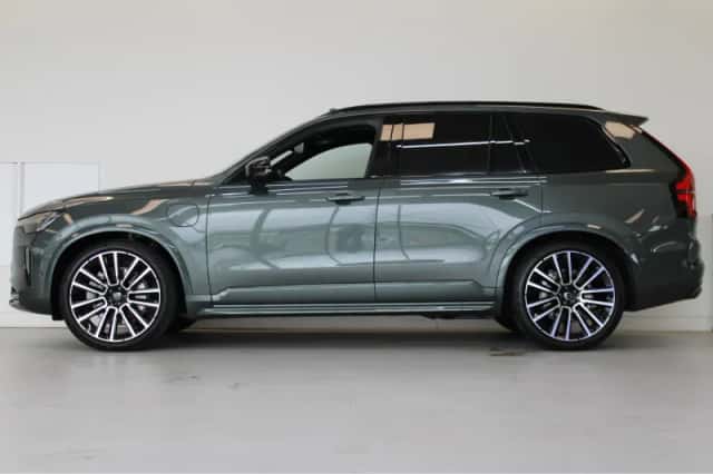 Volvo XC90 (2026) thumbnail 2
