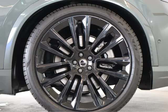 Volvo XC90 (2026) thumbnail 4