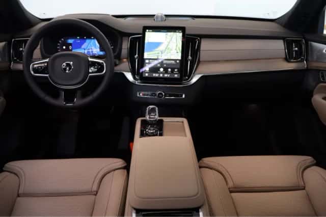 Volvo XC90 (2026) thumbnail 5