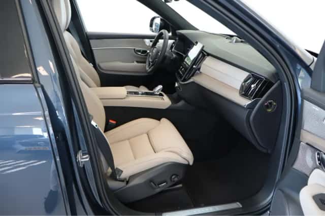 Volvo XC90 (2026) thumbnail 6