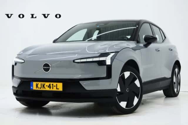 Volvo EX30 (2024) thumbnail 1