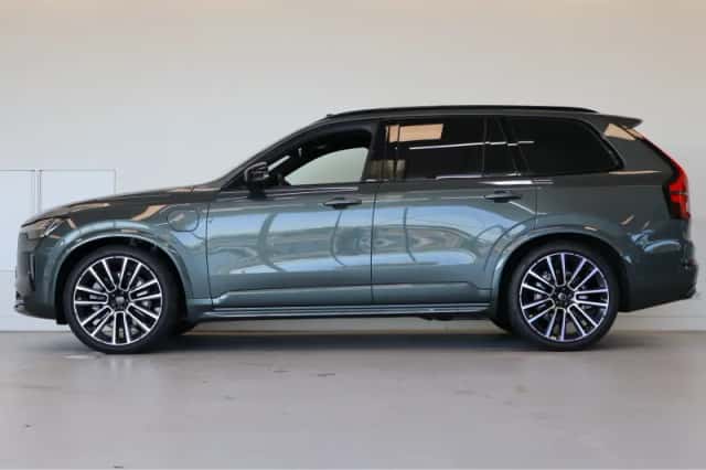 Volvo XC90 (2026) thumbnail 2
