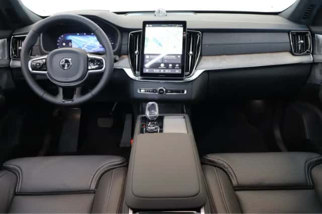 Volvo XC90 (2026) thumbnail 5