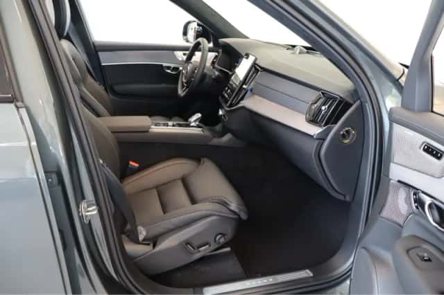 Volvo XC90 (2026) thumbnail 6