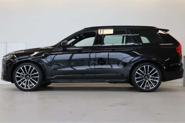 Volvo XC90 (2026) thumbnail 3