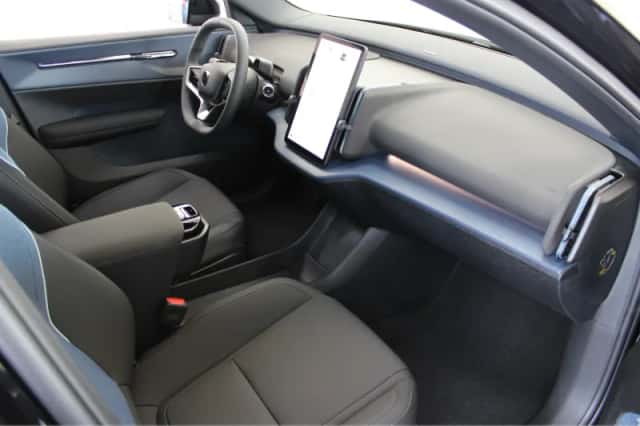Volvo EX30 (2026) thumbnail 6