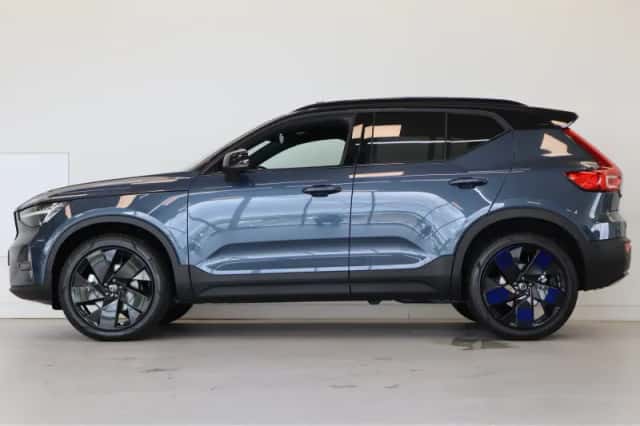 Volvo XC40 (2026) thumbnail 2