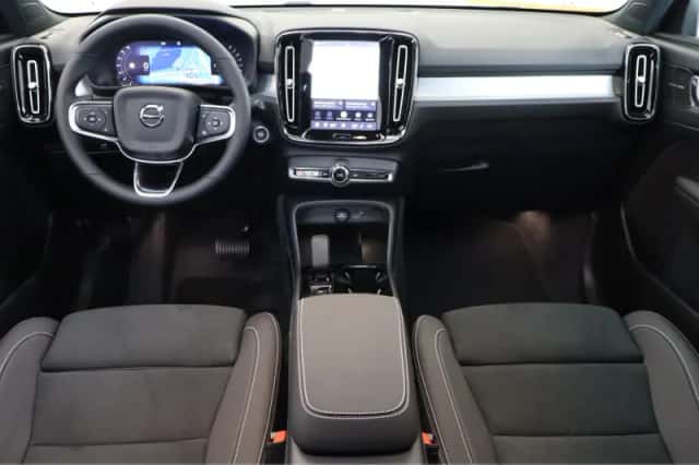 Volvo XC40 (2026) thumbnail 5