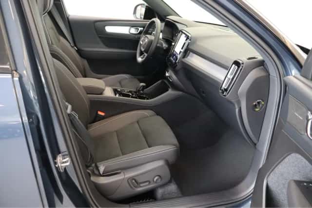 Volvo XC40 (2026) thumbnail 6