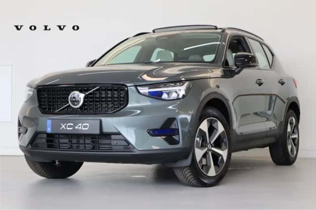 Volvo XC40 (2026) thumbnail 1