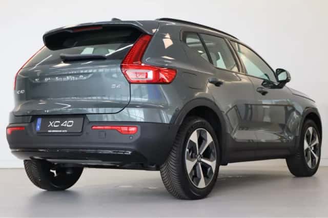 Volvo XC40 (2026) thumbnail 3