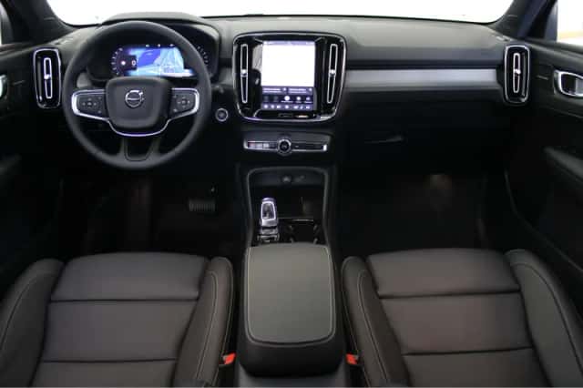 Volvo XC40 (2026) thumbnail 5