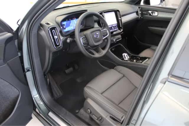 Volvo XC40 (2026) thumbnail 4