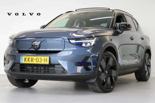 Volvo EX40 (2026) thumbnail 1