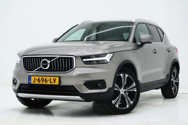 Volvo XC40 (2020) thumbnail 1