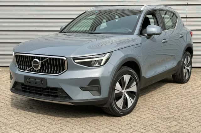 Volvo XC40 (2023) thumbnail 1