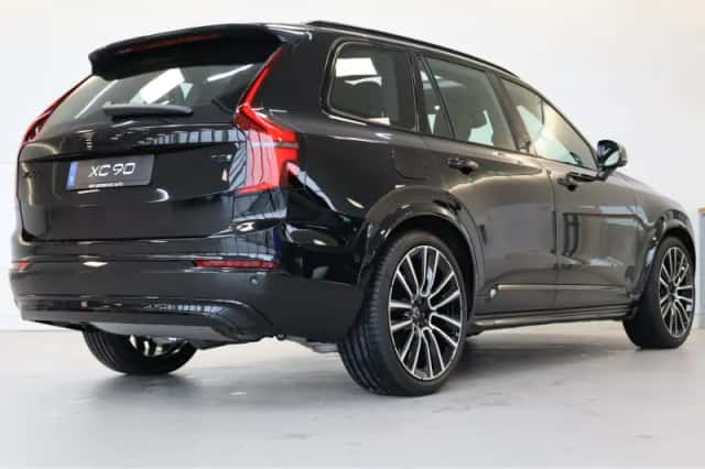 Volvo XC90 (2026) thumbnail 4