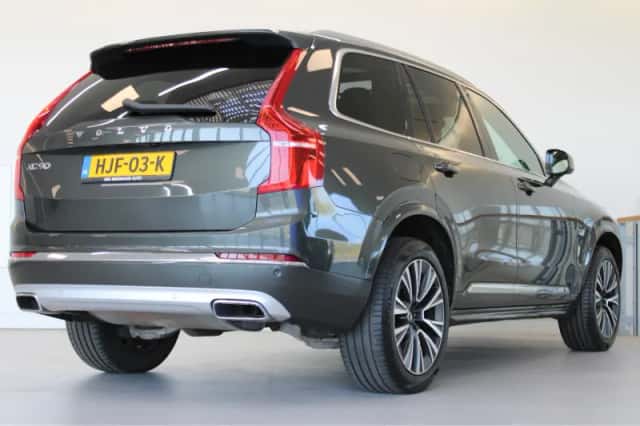 Volvo XC90 (2021) thumbnail 3