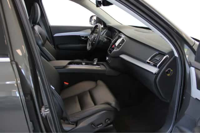 Volvo XC90 (2021) thumbnail 6