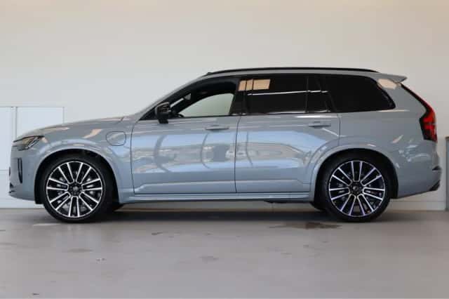 Volvo XC90 (2026) thumbnail 2