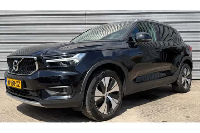 Volvo XC40 (2021) thumbnail 1
