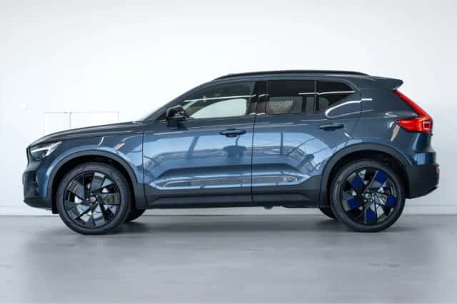 Volvo XC40 (2026) thumbnail 2