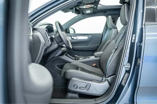Volvo XC40 (2026) thumbnail 4