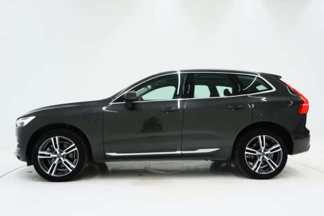 Volvo XC60 (2020) thumbnail 2