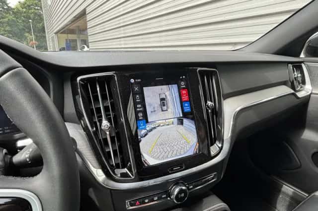 Volvo V60 (2025) thumbnail 5