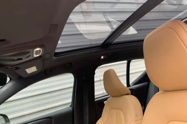 Volvo XC40 (2020) thumbnail 6