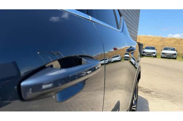 Volvo XC40 (2022) thumbnail 6