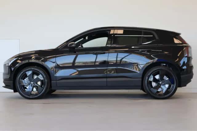 Volvo EX30 (2026) thumbnail 2