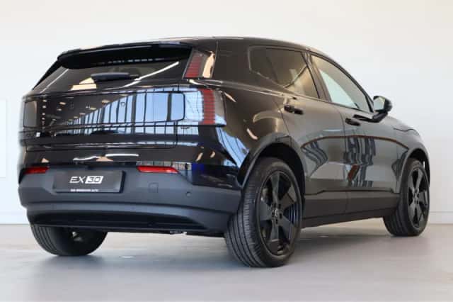 Volvo EX30 (2026) thumbnail 3