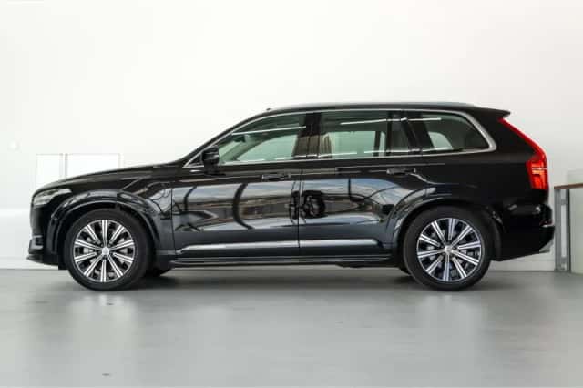 Volvo XC90 (2020) thumbnail 2