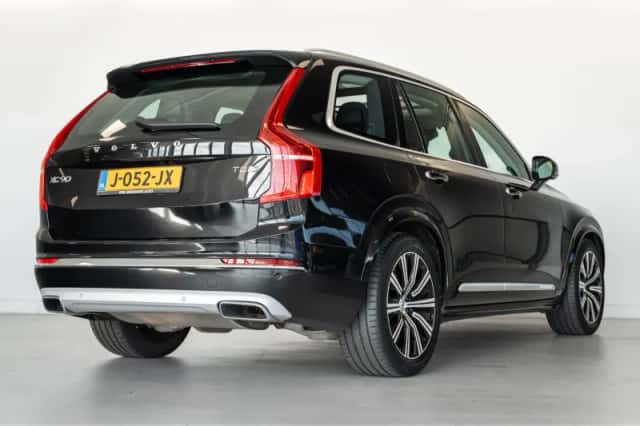 Volvo XC90 (2020) thumbnail 3