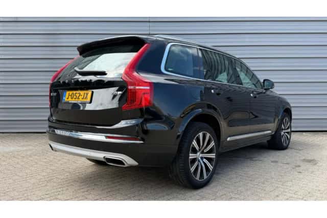Volvo XC90 (2020) thumbnail 3