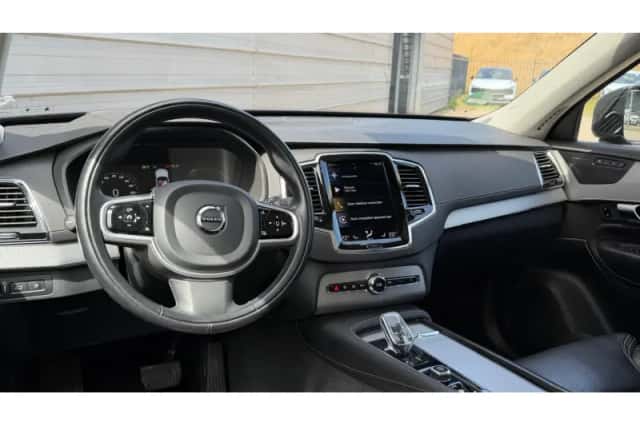 Volvo XC90 (2020) thumbnail 4