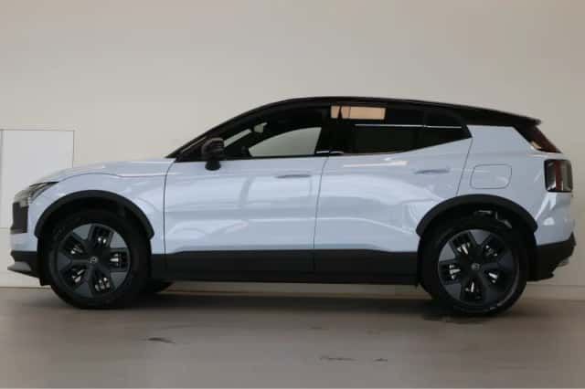 Volvo EX30 (2026) thumbnail 2