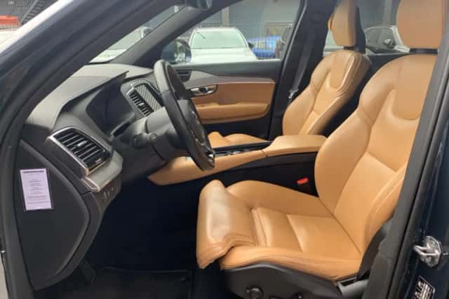 Volvo XC90 (2020) thumbnail 5