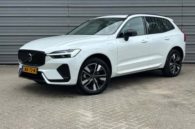 Volvo XC60 (2025) thumbnail 1