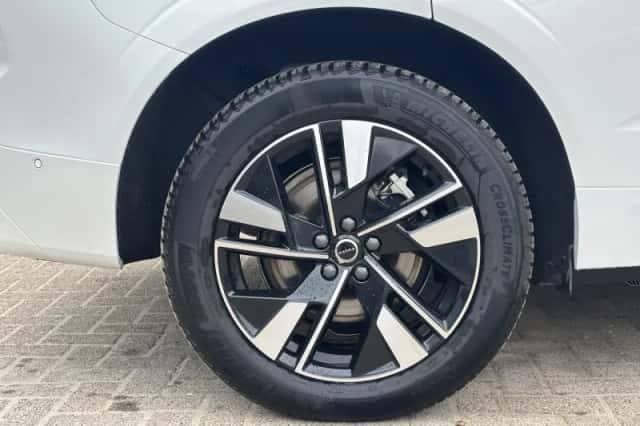 Volvo XC60 (2025) thumbnail 5