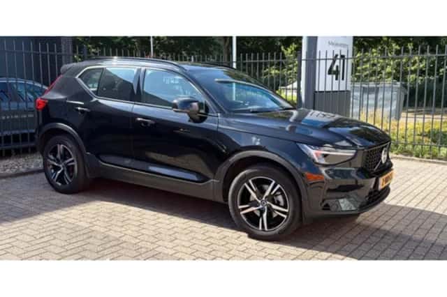 Volvo XC40 (2024) thumbnail 1