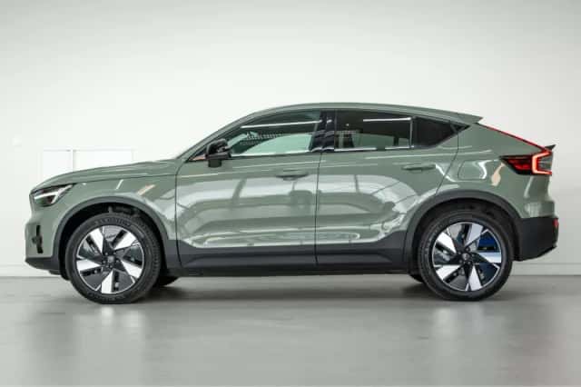 Volvo C40 (2024) thumbnail 2
