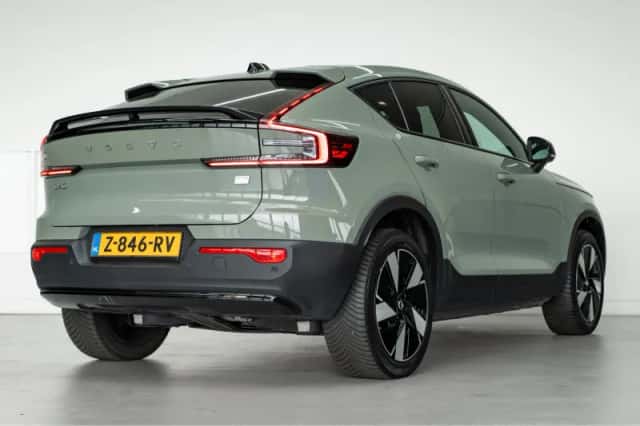Volvo C40 (2024) thumbnail 3