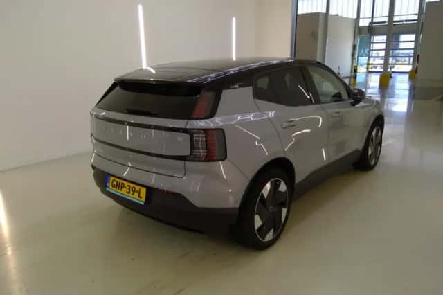 Volvo EX30 (2024) thumbnail 2