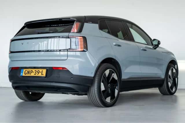 Volvo EX30 (2024) thumbnail 3