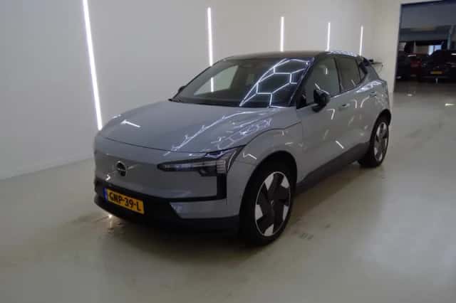 Volvo EX30 (2024) thumbnail 6