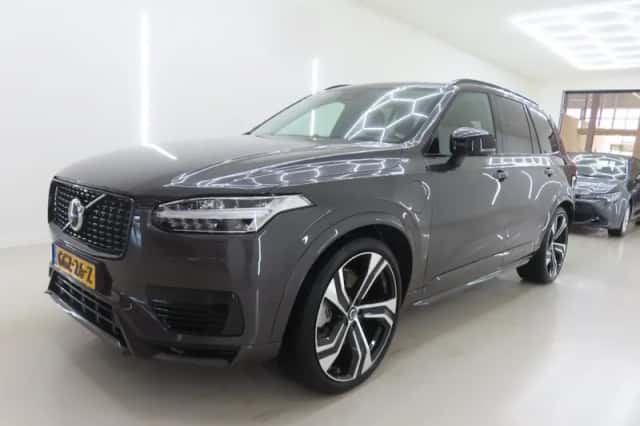 Volvo XC90 (2024) thumbnail 1